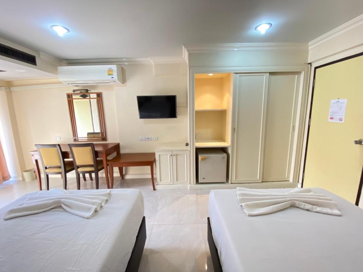 Jumbotel Hotel Bangkok Luaran gambar