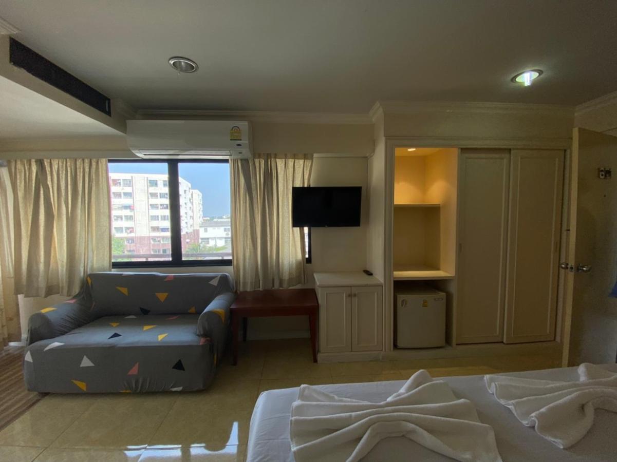 Jumbotel Hotel Bangkok Luaran gambar