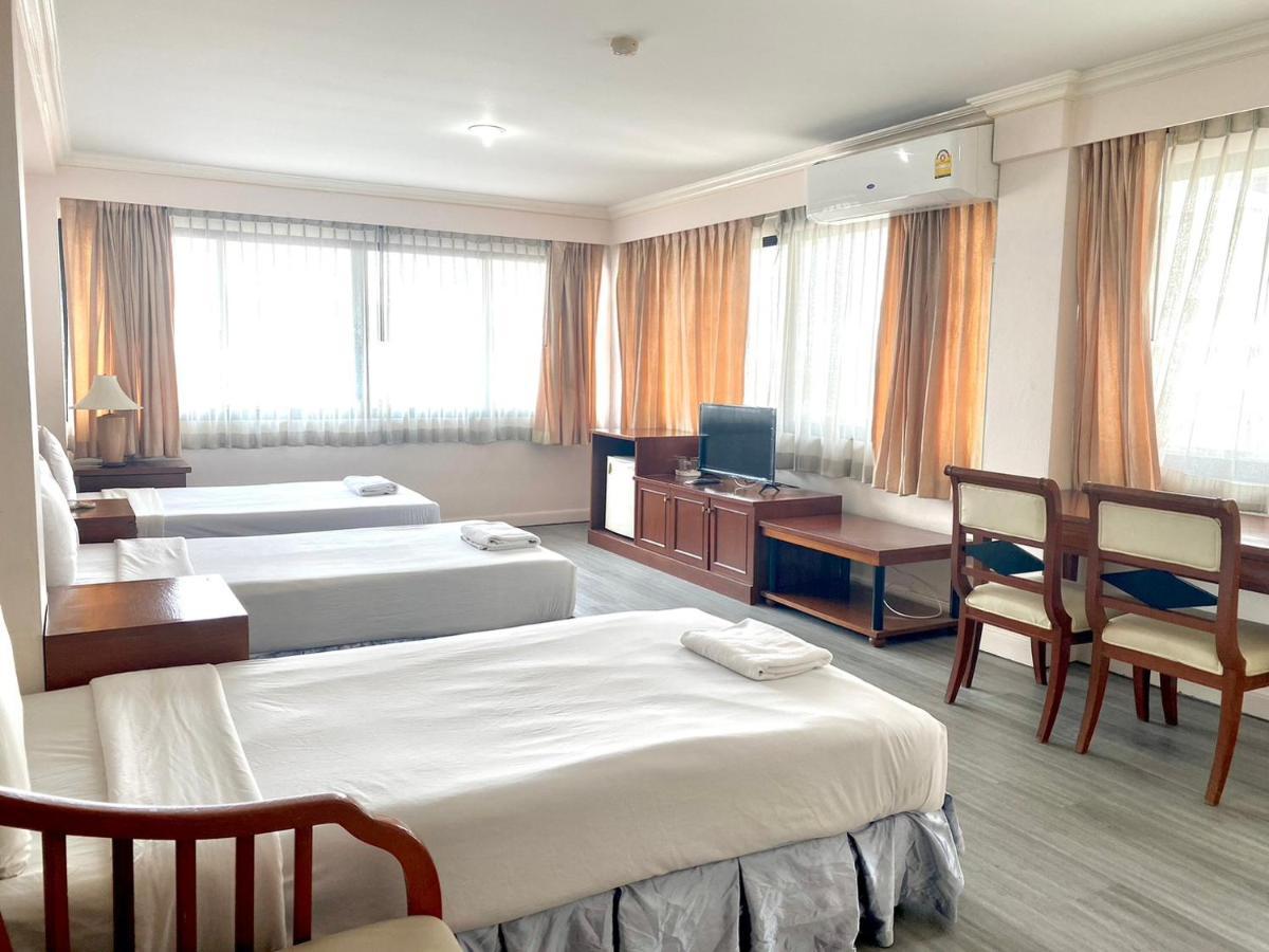 Jumbotel Hotel Bangkok Luaran gambar